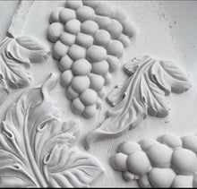 Load image into Gallery viewer, Grapes 6x10 IOD Mould