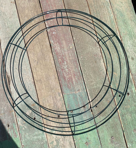 Round Metal Wire Wreath Frame - 14”